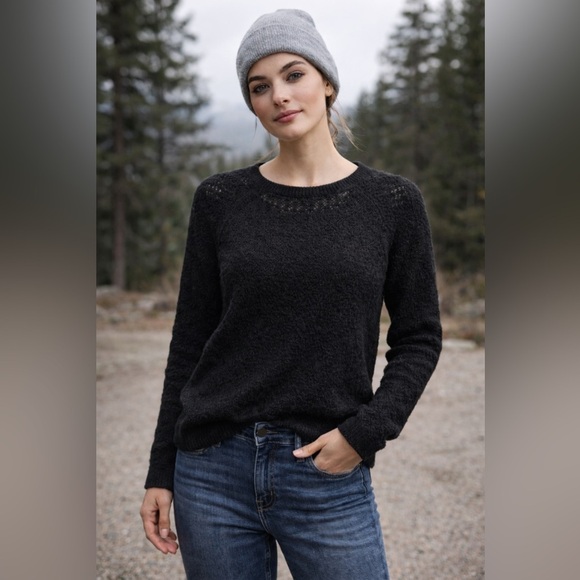 Kuhl Sweaters - KÜHL Black Wool Blend Sweater Medium Textured Knit Stretch Cozy Outdoor